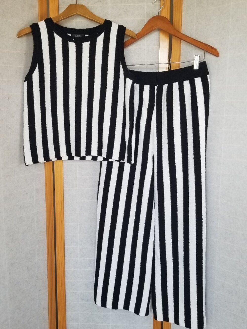 Zesica Two-Piece Outfit Set Cropped Tank Wide Leg Pants French Terry Black White